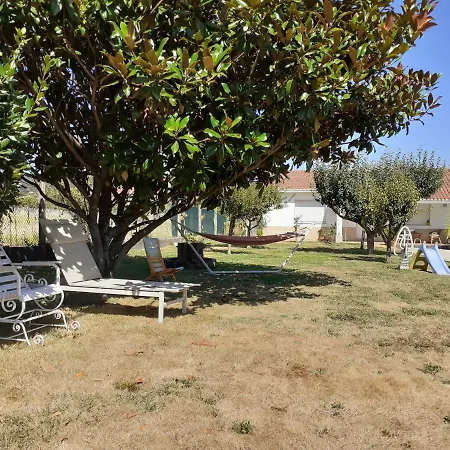 Victoryangel-casaturistica-conpiscina-cercadepadronyrianxo *